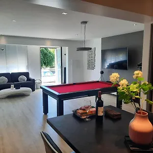 90m2 Design, Jacuzzi, Billard... , Vitré France